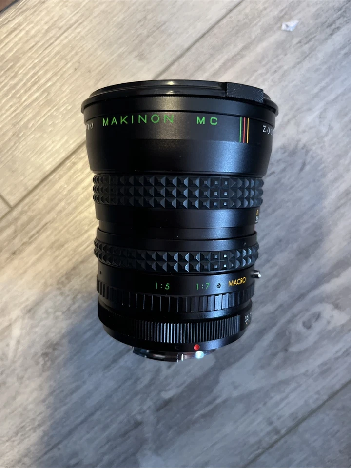 Lente Makinon Zoom MC 1:3,5-4,5 F=28-80 mm Aviñón 72 mm con estuche Foto 1 de 4