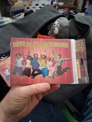 Vintage High School Musical Party Invitations Hallmark 8 Invitations - Image 1 of 2