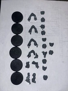Warhammer 40k Space Marine Devastator Bodies X6 - Foto 1 di 3