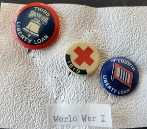 Vintage WW1 Era Pin Back Buttons Lot of 3 RED CROSS 3rd and 4th LIBERTY LOAN - Foto 1 di 5