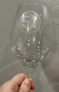 New York Yankees Retired Players Numbers Etched Wine Glass! Your choice - Imagen 1 de 4