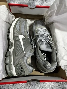 NIKE VOMEROS 5 - Picture 1 of 5