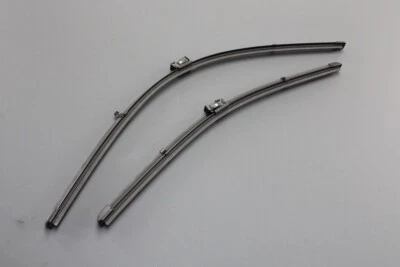 Juego limpiaparabrisas delantero original Audi Q7 Q8 RSQ8 (RHD) 4M8998002C Foto 1 de 2