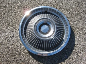 One factory 1967 Mercury Cougar 14 inch hubcap wheel cover - Picture 1 of 24