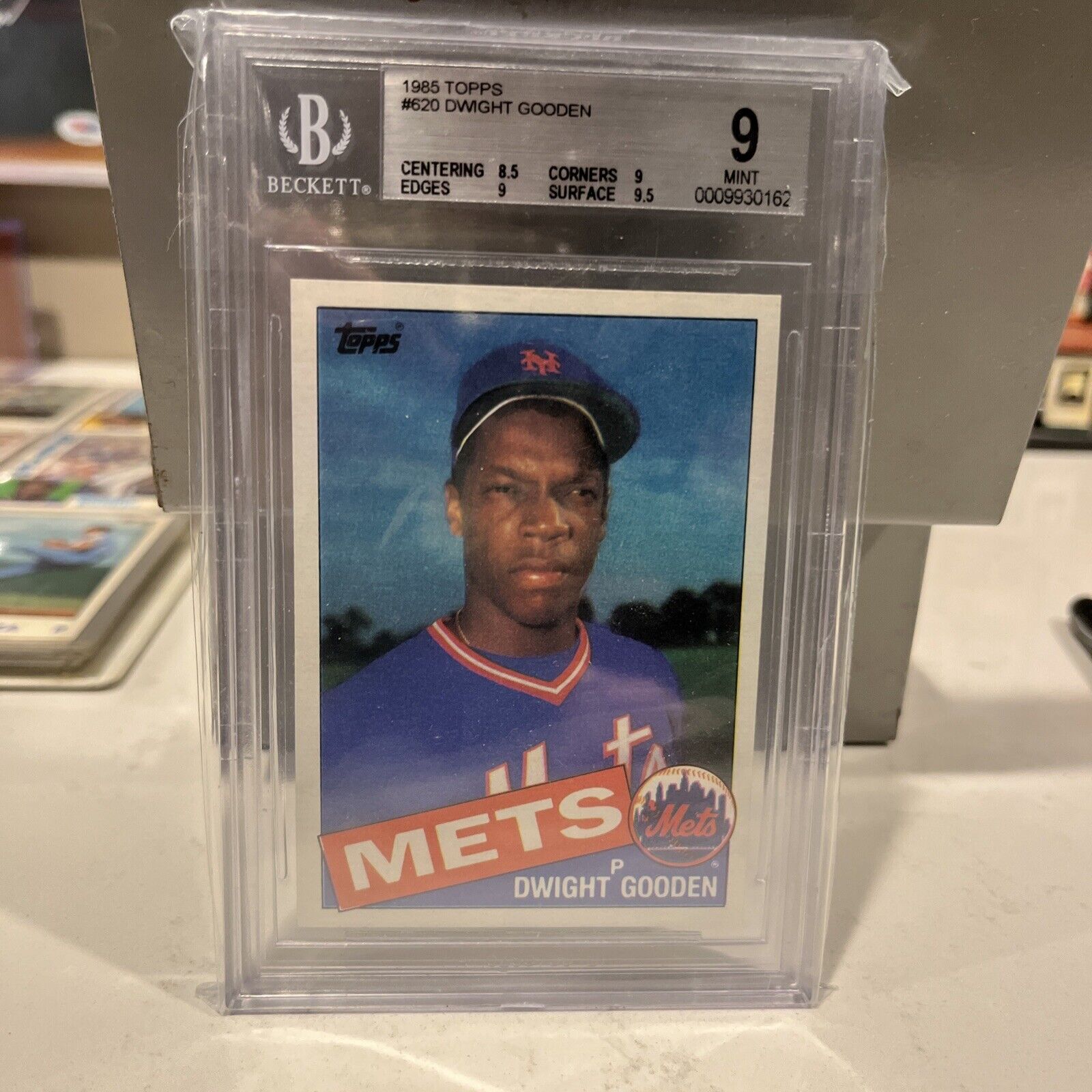 1985 Topps DWIGHT GOODEN RC Mets #620 BGS 9, w/ 9.5 Mint