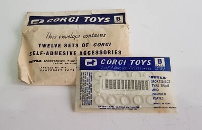 Rare Corgi Toys Accessories Pack B, with Dealer Envelope, Excellent Condition - Image 1 of 4