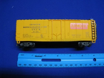 HO Scale Roco Armour Boxcar - Freight Train - Image 1 of 4