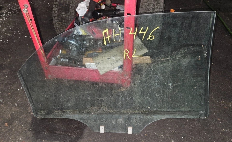 98-04 起亚 SPECTRA 后左驱动侧门窗玻璃原始设备制造商,278-58885 — 第 1/3 张图片