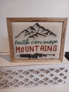 Kreuzstich Perlen Plakette Spruch Glaube kann Berge versetzen Holzrahmen Land - Bild 1 von 6