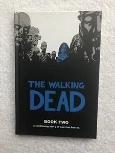 Walking Dead Lot: Buch zwei (Hardcover)/Bände 1 & 12 (Softcover) - Bild 1 von 12
