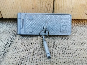 Vintage Padlock - Picture 1 of 10