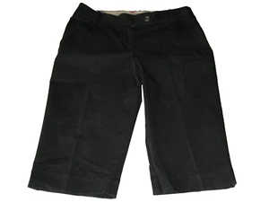 BURBERRY WOMEN'S BLACK BERMUDA SHORTS SIZE 6 - Picture 1 of 11