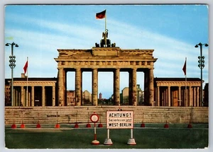Postal - ¡PELIGRO! BERLÍN OCCIDENTAL - Imagen 1 de 2