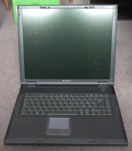 Sony Vaio PCG-8J1M Notebook Laptop ohne Festplatte, komplett ungeprüft! - Bild 1 von 15