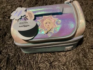 Brandneu mit Etikett neu Smiggle Disney Frozen isolierte Doppeldecker Brotzeittasche 24 x 16 x 14 cm - Bild 1 von 10