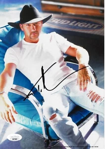 Foto promocional autografiada firmada autografiada por Tim McGraw Bud Light 7x10 certificado de autenticidad JSA - Imagen 1 de 1