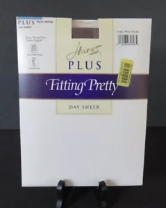 Hanes Plus ~ Fitting Pretty ~ Town Taupe ~ Size Three Plus ~ Day Sheer Strumpfhose - Bild 1 von 3