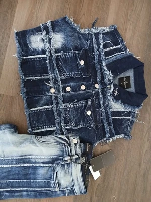 Jeans Baby Phat Talla 11 y chaqueta mediana Foto 1 de 4