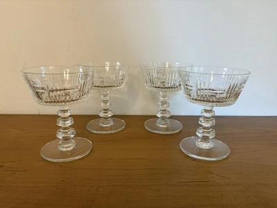 Juego De Colección De 4 Copas De Champagne Cupés O Sherbet De Vidrio Corte Tiffin Años 50 Foto 1 de 4