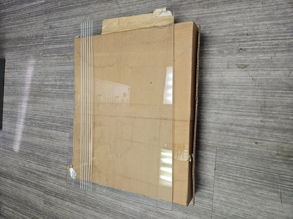 Estante de vidrio para refrigerador Maytag 12001441 (solo vidrio) Foto 1 de 1