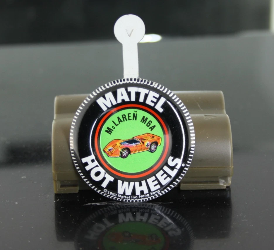 McLaren M6A   Metal  button badge   Hot Wheels REDLINE - Image 1 of 1