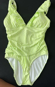 Ellen Tracy Badeanzug Größe 14 Einteiler limettengrün/weiß gestreift Rüschen neu ohne Etikett - Bild 1 von 8