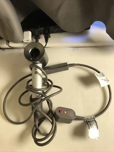 Dyson Supersonic HD02 1600W Haartrockner funktionstüchtig, ohne Aufsatz - Bild 1 von 5