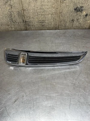 Chevrolet SS 2014-2017 sedán cromo LH conductor guardabarros inserto/luz OEM Foto 1 de 4