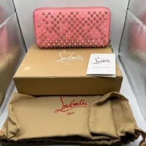 Christian Louboutin rosa Nieten Reißverschluss Geldbörse mit Box Staubbeutel und Pflegekarte - Bild 1 von 16