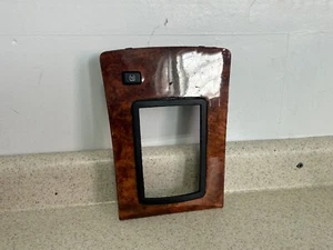 2004-2006 CADILLAC SRX CENTER CONSOLE SHIFTER WOODGRAIN TRIM BEZEL OEM - Picture 1 of 3