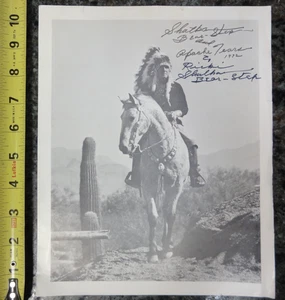 Shatka Bär Step und sein Pferd Apachentränen signiert Vintage Foto - Bild 1 von 6