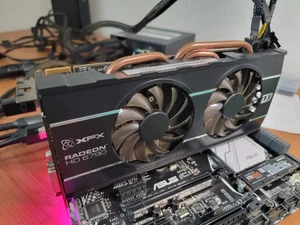 XFX Radeon Hd 6790 AMD 1GB DDR5 Graphics PCI-e - Picture 1 of 6