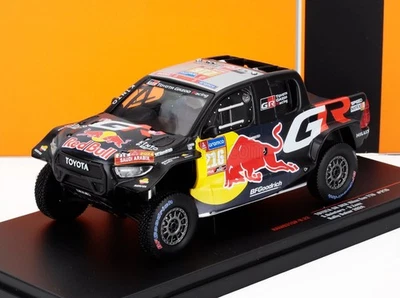 MODELLINO AUTO STATICO IXO TOYOTA GR DKR HILUX QUINTERO RALLY DAKAR 2024 1/43 - Immagine 1 di 4