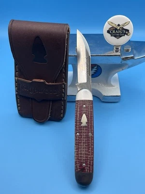 Hermosas escalas Micarta de arpillera roja Delta Jack GEC Northwoods con estuche de cuero Foto 1 de 4