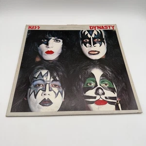 Kiss Dynasty NBLP-7152 Vinyl LP w/ Poster - Picture 1 of 7