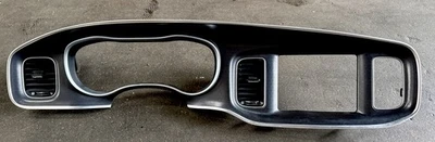 2015 2022 DODGE CHARGER FRONT DRIVER DASH SPEEDOMETER RADIO BEZEL TRIM VENTS OEM - Image 1 of 4
