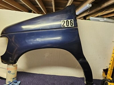 02 - 07 Ford E-150 E-250 E-350 Fender Driver  Side  - Image 1 of 4