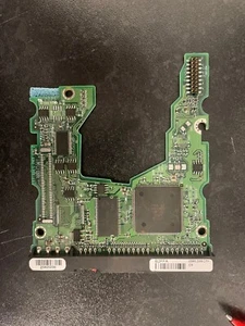 Placa controladora de PCB - Maxtor - disco duro IDE - bola de fuego 3 - ATA/133 - 00U408 - Imagen 1 de 4