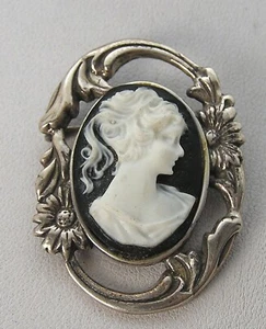 Stunning Jezlaine Sterling Art Nouveau White on Black Stone Style Lady Cameo Pin - Picture 1 of 5
