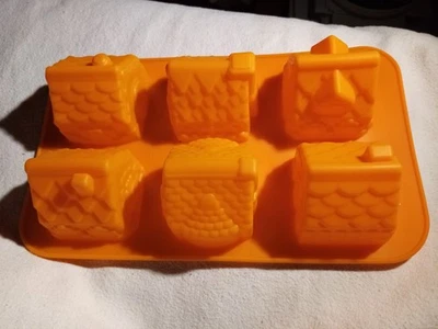 1x Silikon Backform Häuschen - Bild 1 von 2