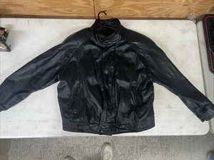 Byrnes Baker Jacke Herren XL schwarz Motorrad Leder Bomber mit Harley Patch - Bild 1 von 9