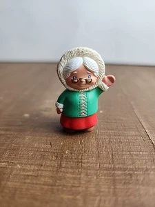 Hallmark Merry Miniatures Mrs. Claus Waving Christmas - Picture 1 of 7