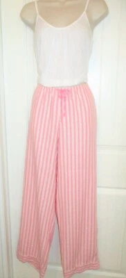 Victoria's Secret, Pantalón Pijama Rayas Rosa/Blanco; Espléndido, Cami Blanco, S, Usado en Excelente Condición Foto 1 de 4