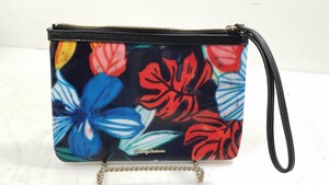 tommy bahama wristlet