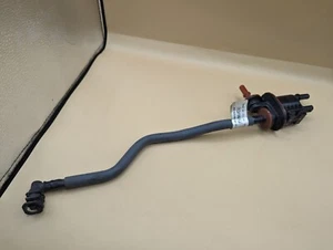 Electroválvula de control de válvula de purga de bote de vapor Ford Expedition y manguera OEM 2019 - Imagen 1 de 8