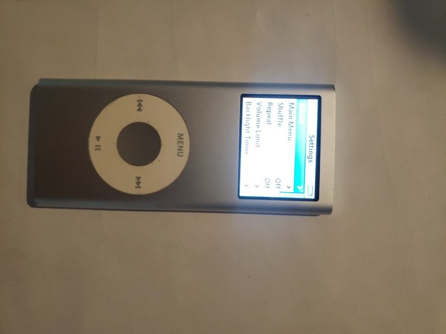 未開封 iPod nano Serial No. YM025VQG71Y