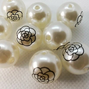 Large Bead/ Faux Pearls - Picture 1 of 1