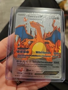 Charizard V Silver Foil Fan Art Vinyl Premium Collector Pokemon Display LV91  - Bild 1 von 4