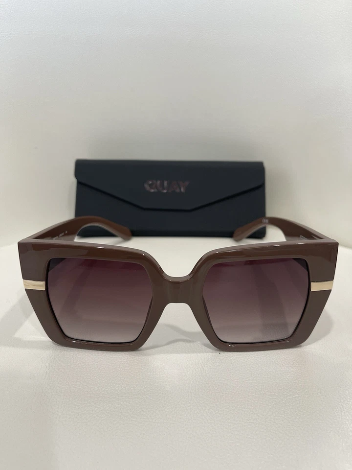 Gafas de sol Quay Notorious 51 mm cuadradas degradadas para mujer (DOE/MARRÓN) Foto 1 de 4