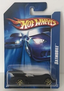 HOT WHEELS 2006 BATMOBILE DIE CAST VEHICLE  207/223 - Picture 1 of 2